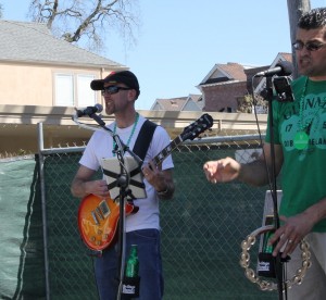 John and Gary belting it out